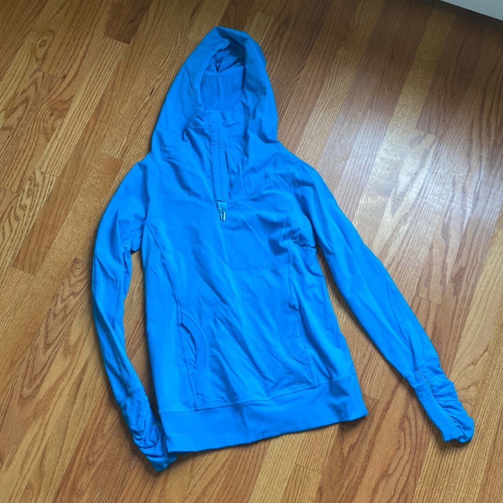 Lululemon long sleeve run pullover size 4
